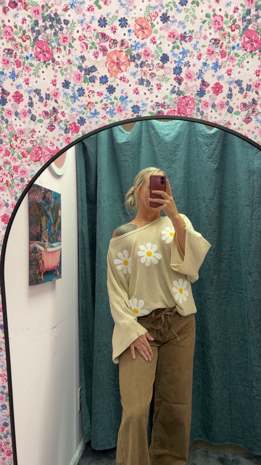 Stella Embroidered Flower Top